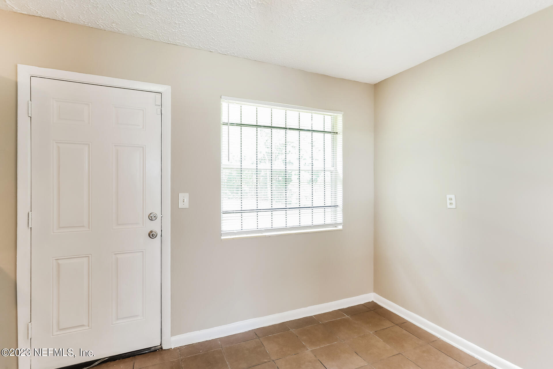 9203 Fitzwalter Road Jacksonville, FL 32208 - Photo 16 of 20 035-photo-bedroom-12790337
