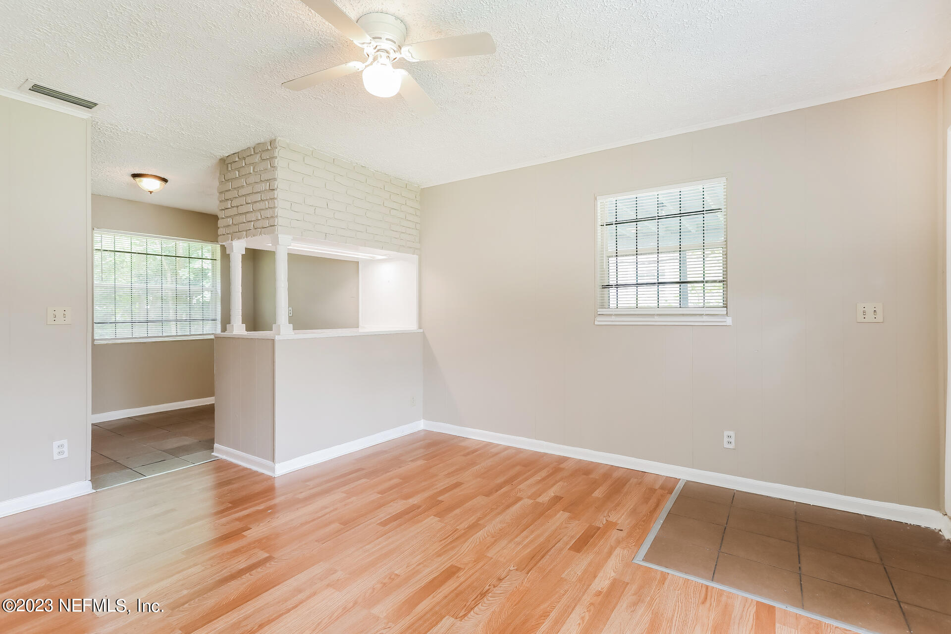 9203 Fitzwalter Road Jacksonville, FL 32208 - Photo 4 of 20 023-photo-living-room-12790319