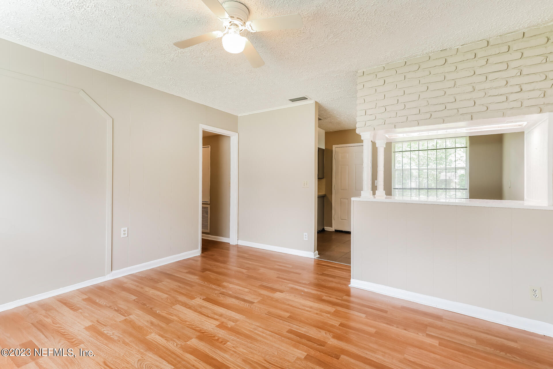 9203 Fitzwalter Road Jacksonville, FL 32208 - Photo 5 of 20 024-photo-living-room-12790338