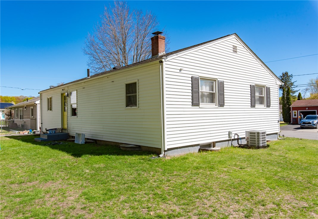 82 Patton Road Woonsocket, RI 02895 - Photo 25 of 49