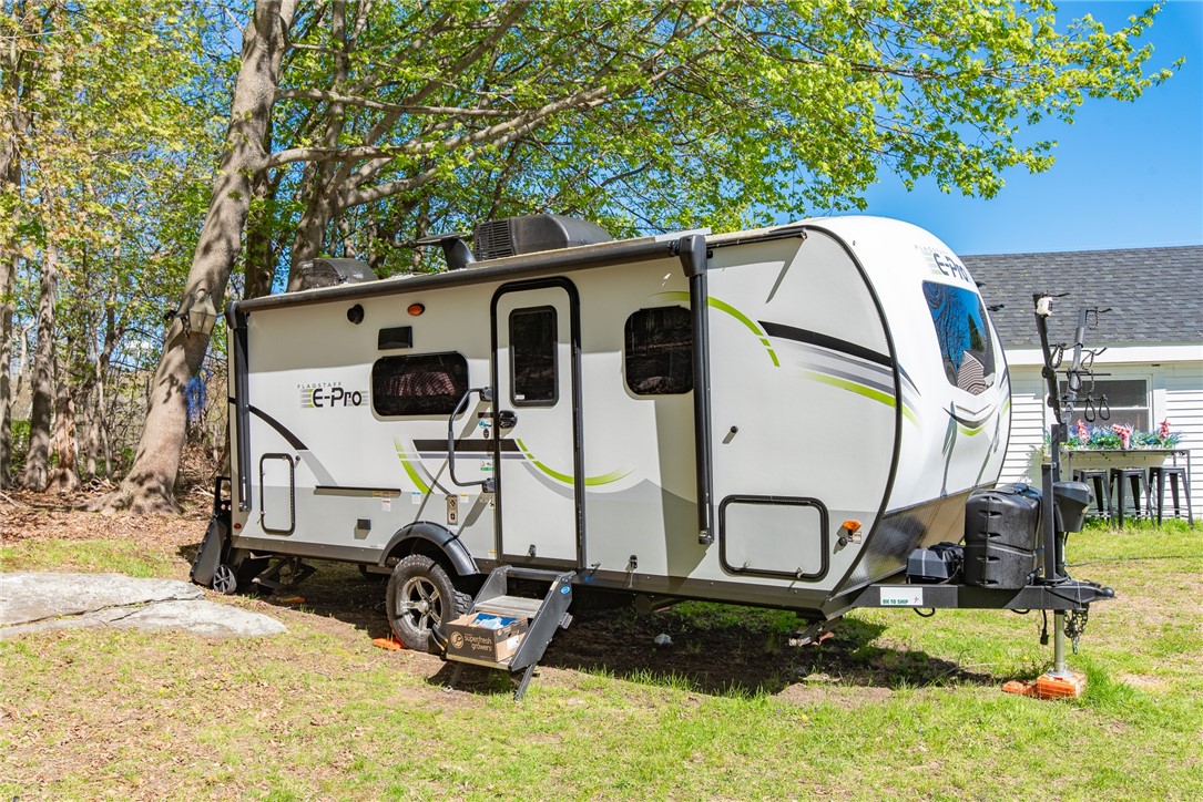 82 Patton Road Woonsocket, RI 02895 - Photo 31 of 49 Camper sold separately