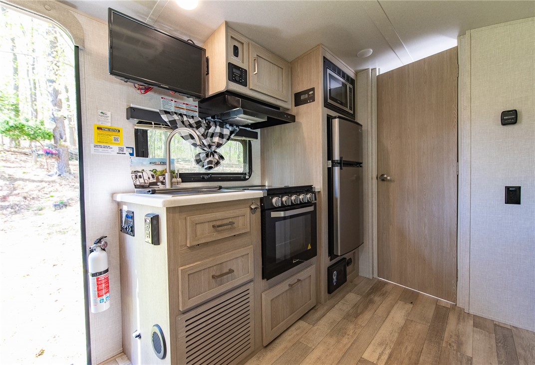 82 Patton Road Woonsocket, RI 02895 - Photo 36 of 49 Camper sold separately