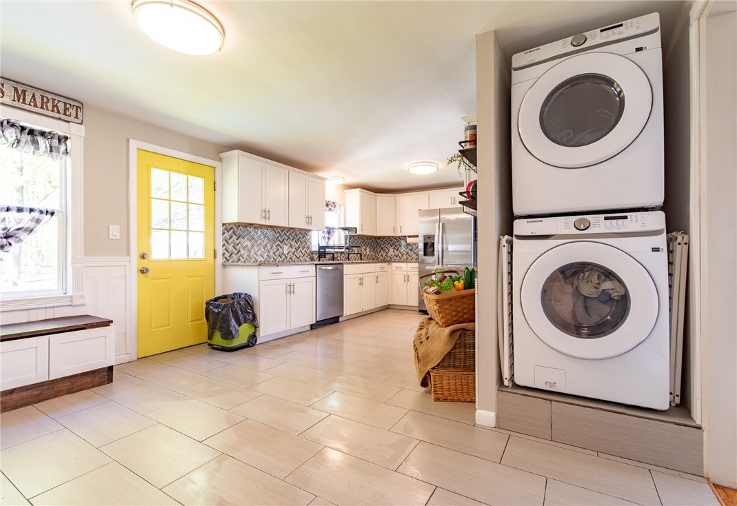 82 Patton Road Woonsocket, RI 02895 - Photo 6 of 49