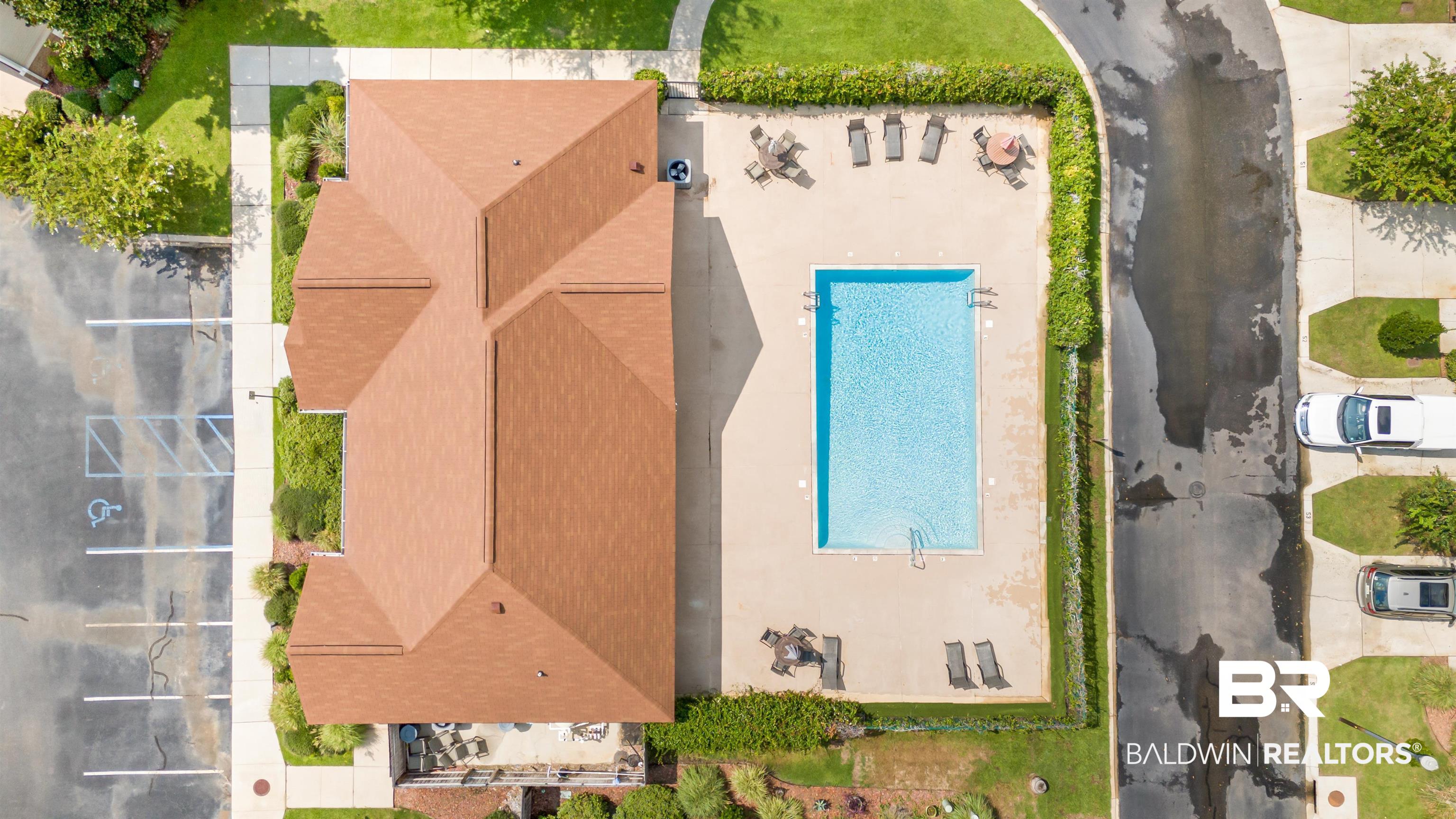 1517 Regency Road, Unit 85 Gulf Shores, AL 36542 - Photo 27 of 32 Drone / aerial view