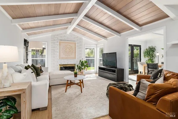 $1,249,000 | 232 San Carlos Way, Novato, CA 94945