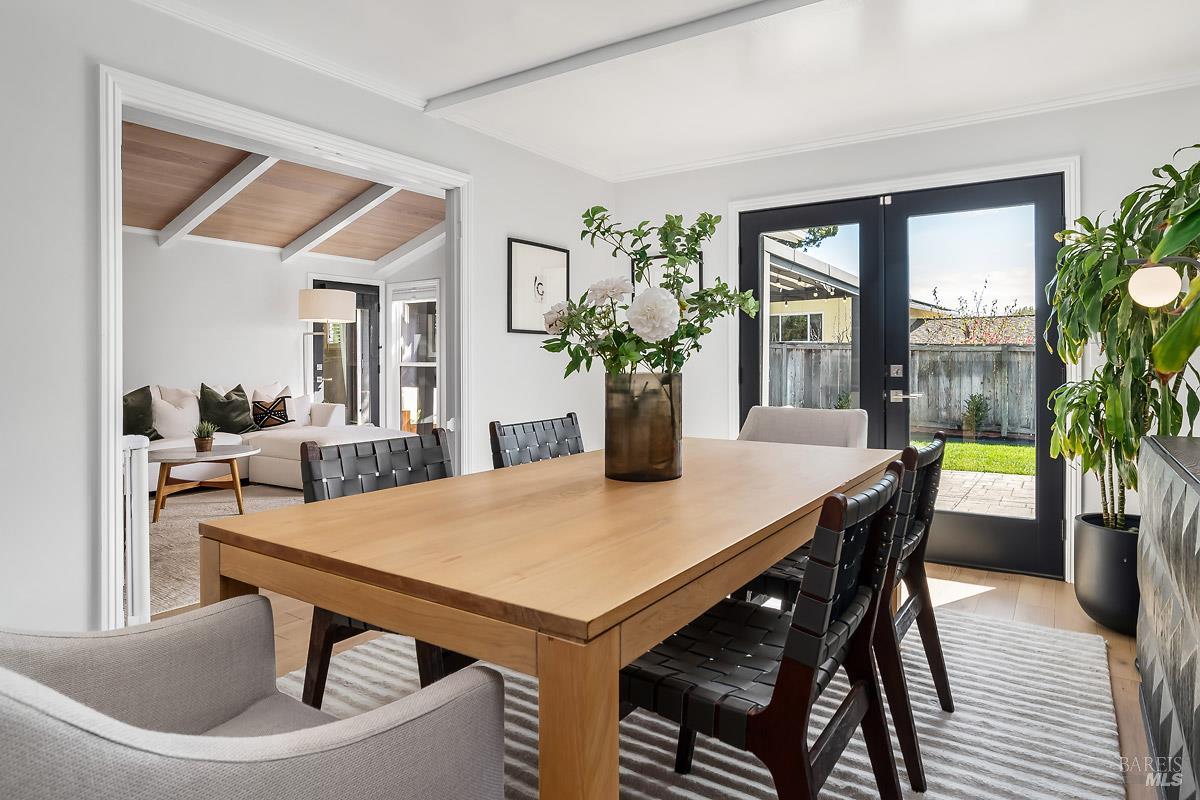 232 San Carlos Way Novato, CA 94945 - Photo 6 of 26