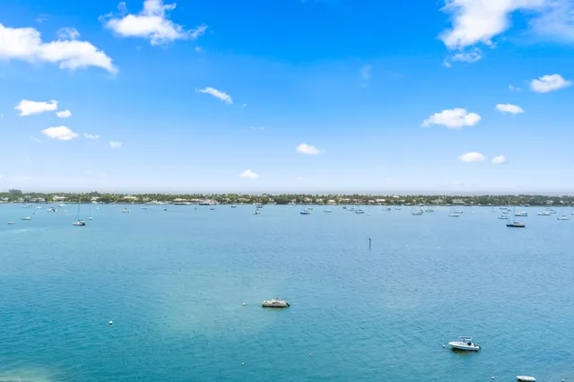 $518,500 | 5600 North Flagler Drive, Unit 1209, West Palm Beach, FL 33407