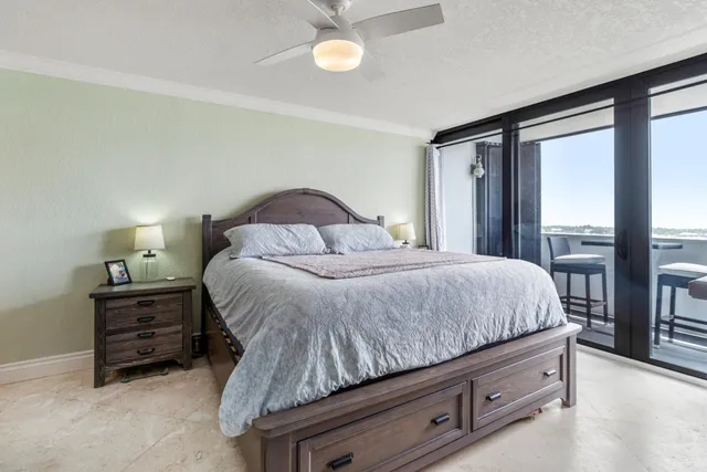 $518,500 | 5600 North Flagler Drive, Unit 1209, West Palm Beach, FL 33407