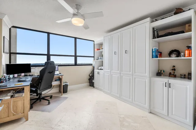 $518,500 | 5600 North Flagler Drive, Unit 1209, West Palm Beach, FL 33407