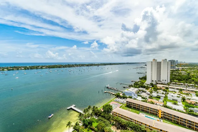$518,500 | 5600 North Flagler Drive, Unit 1209, West Palm Beach, FL 33407