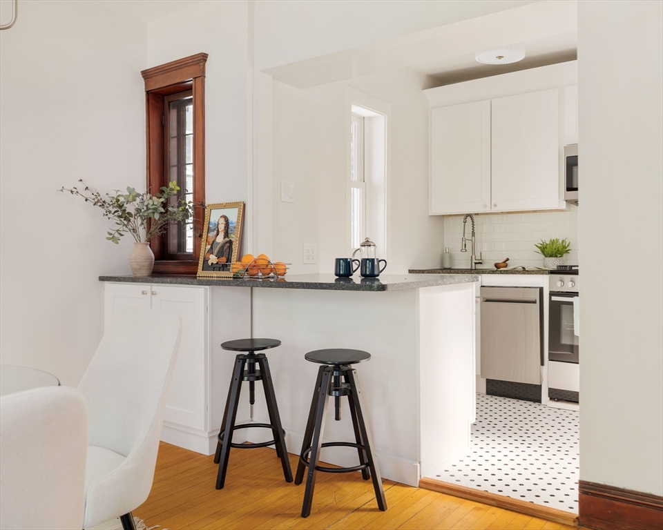 2 Clinton Street, Unit 37 Cambridge, MA 02139 - Photo 10 of 23