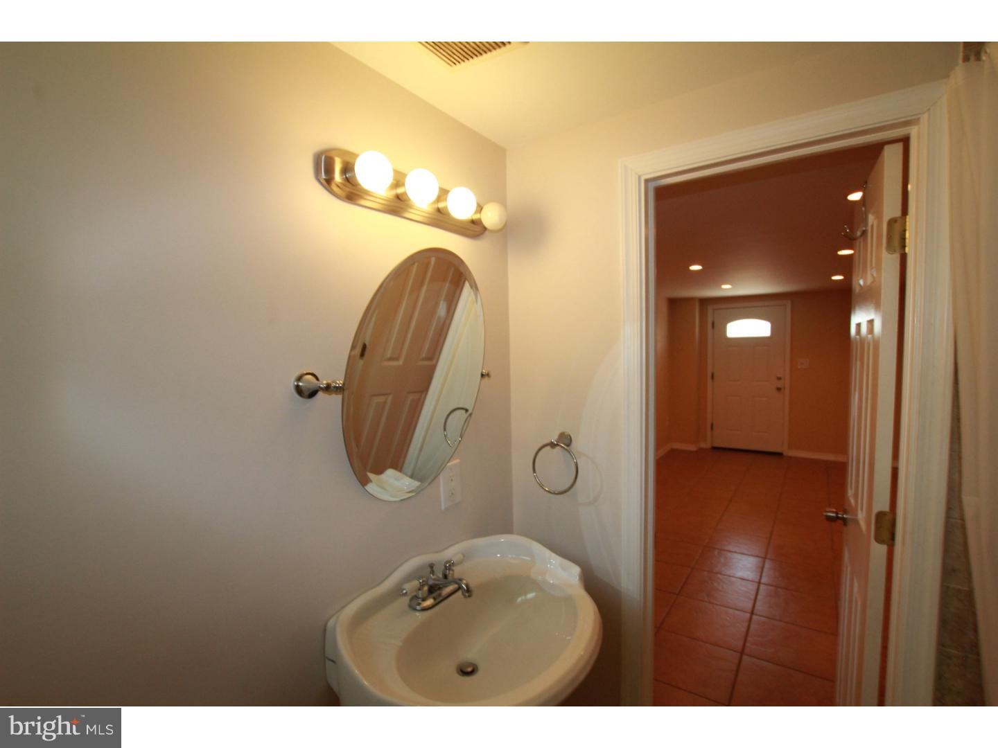 10141 Proctor Road Philadelphia, PA 19116 - Photo 17 of 21 Gallery Image 17