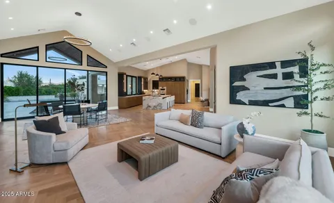 $5,695,000 | 6340 East Sage Drive, Paradise Valley, AZ 85253