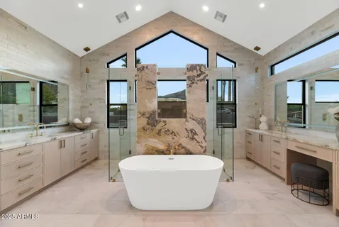 $5,695,000 | 6340 East Sage Drive, Paradise Valley, AZ 85253