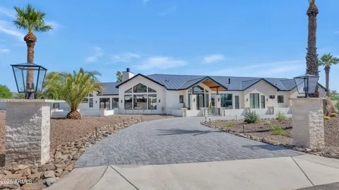 $5,695,000 | 6340 East Sage Drive, Paradise Valley, AZ 85253