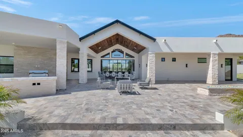 $5,695,000 | 6340 East Sage Drive, Paradise Valley, AZ 85253