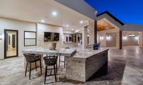 $5,695,000 | 6340 East Sage Drive, Paradise Valley, AZ 85253