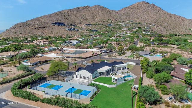 $5,695,000 | 6340 East Sage Drive, Paradise Valley, AZ 85253