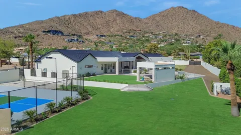 $5,695,000 | 6340 East Sage Drive, Paradise Valley, AZ 85253