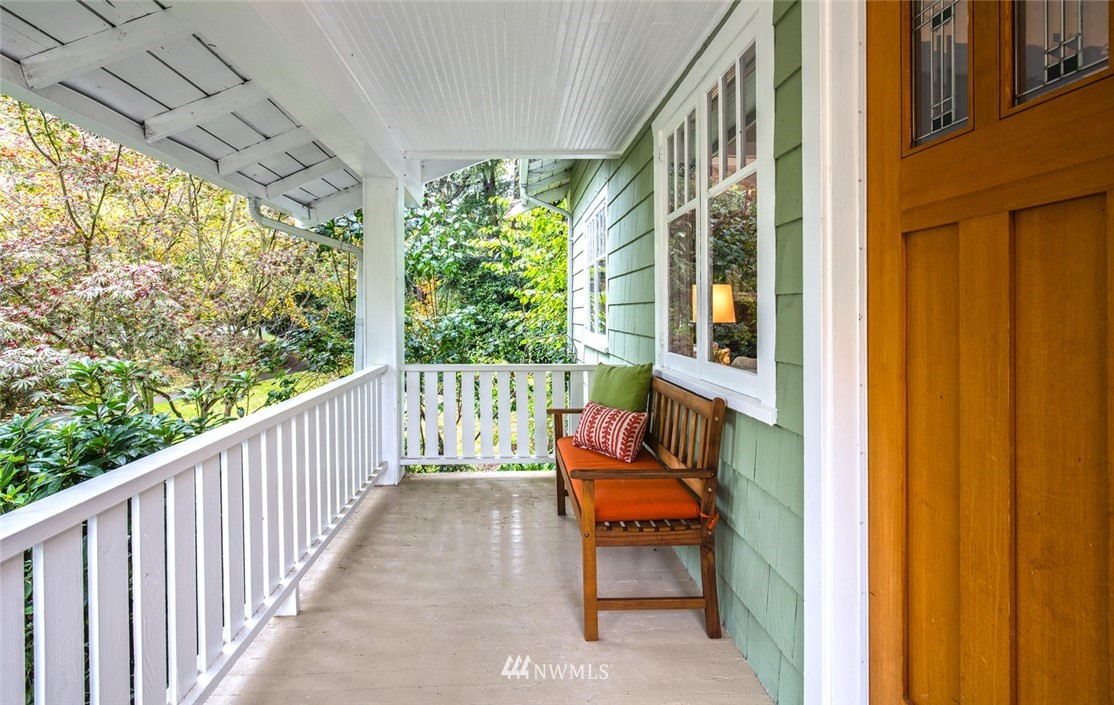 2230 Evergreen Point Road Medina, WA 98039 - Photo 4 of 23