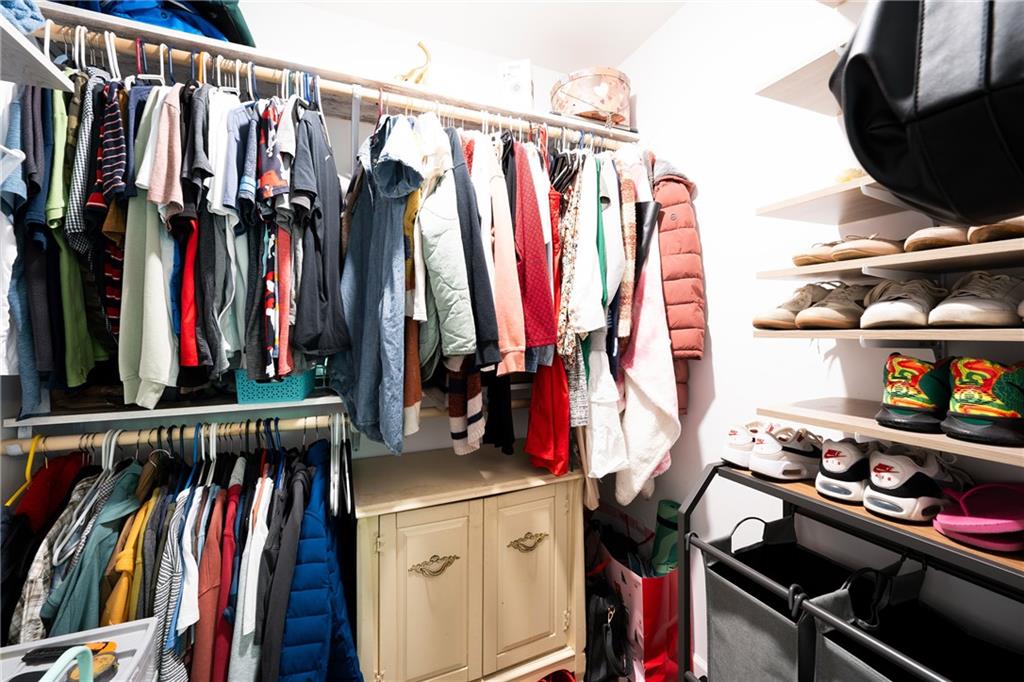 5716 Creek View Drive Parkville, MO 64152 - Photo 24 of 41