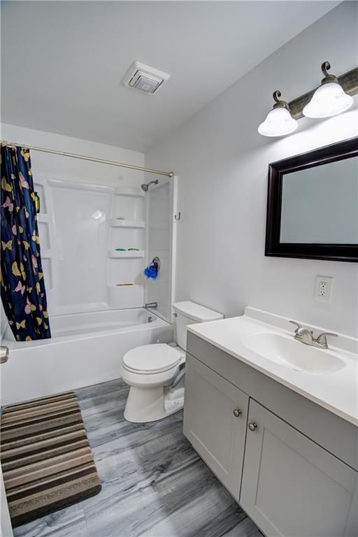 5716 Creek View Drive Parkville, MO 64152 - Photo 26 of 41