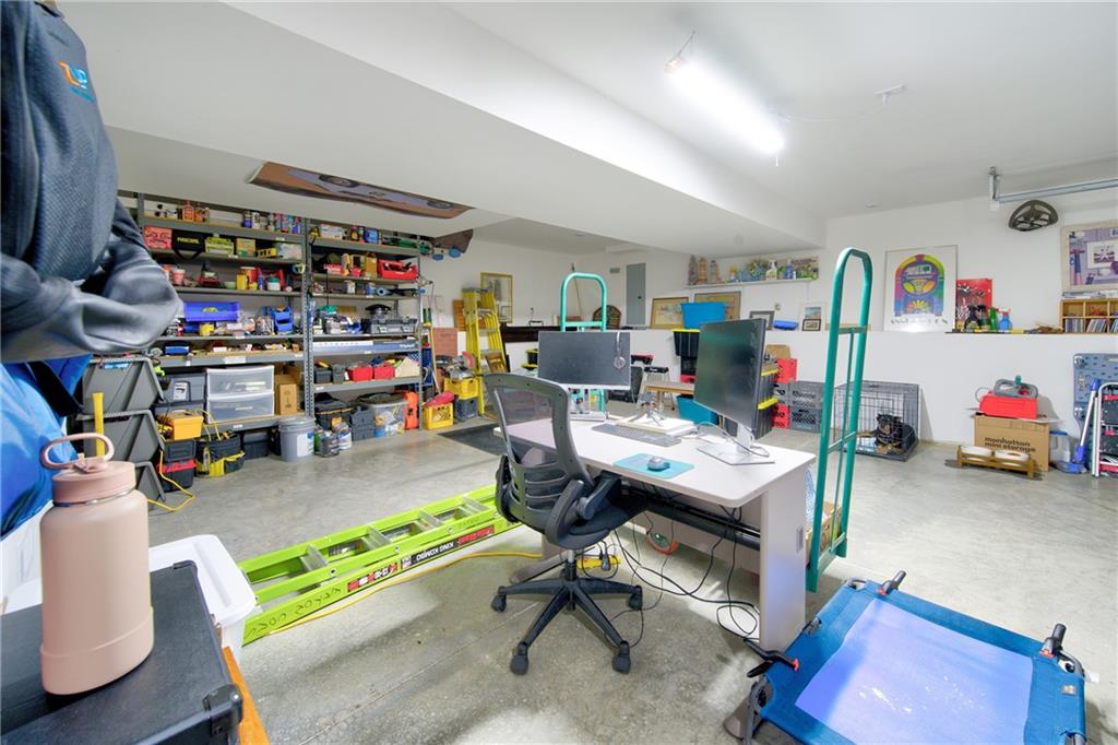 5716 Creek View Drive Parkville, MO 64152 - Photo 31 of 41