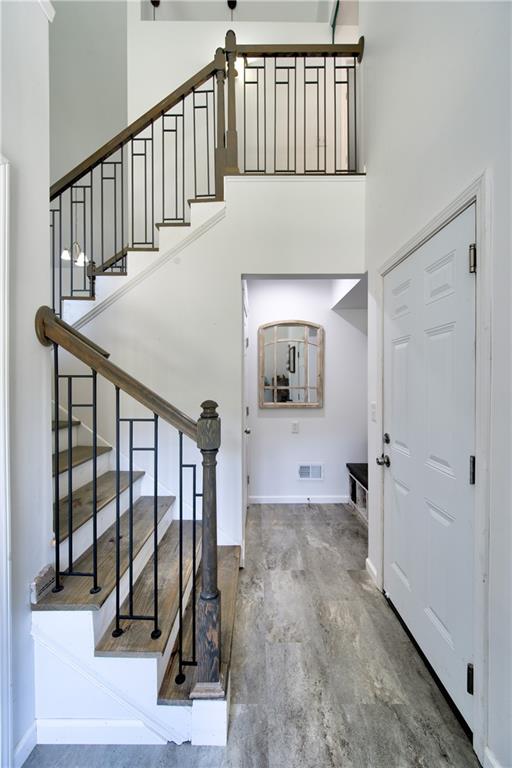 5716 Creek View Drive Parkville, MO 64152 - Photo 9 of 41