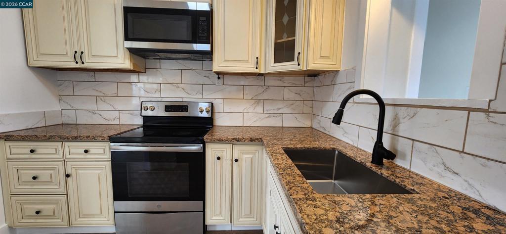 308-308 Vine Street Modesto, CA 95351 - Photo 12 of 42