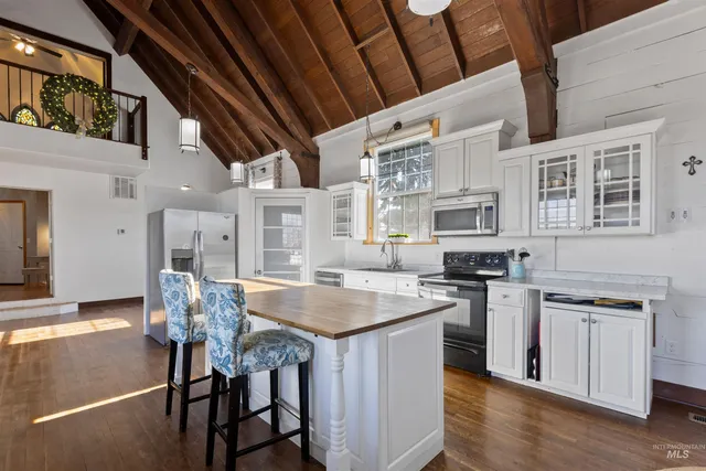 $680,000 | 712 North 4th Street, Parma, ID 83660