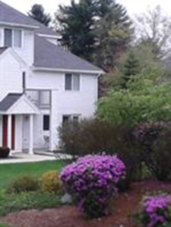 360 Littleton Road, Unit D17 Chelmsford, MA 01824 - Photo 3 of 12 Gallery Image 3