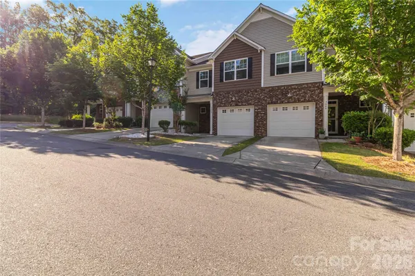 $305,000 | 7048 Woodsbay Lane, Rock Hill, SC 29732