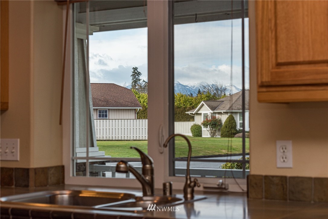 882 North Minstrel Road Sequim, WA 98382 - Photo 11 of 39 Gallery Image 11
