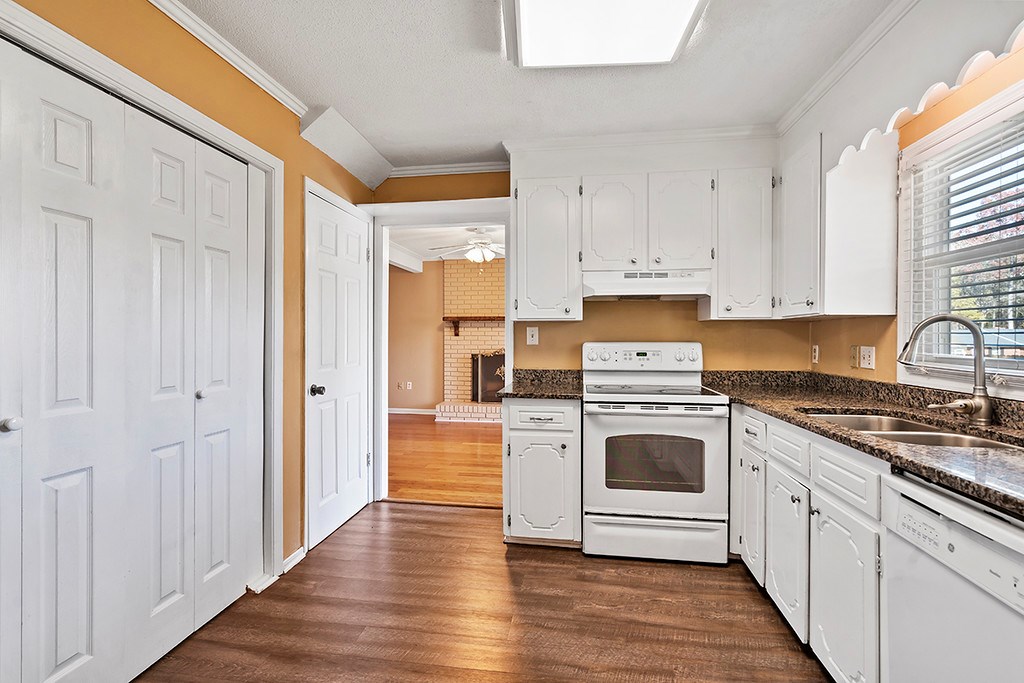 101 Kingston Road Greenwood, SC 29649 - Photo 5 of 20 Gallery Image 5