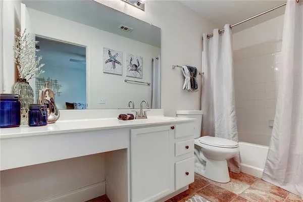 $1,950 | 7107 Alegre Pass, Austin, TX 78744