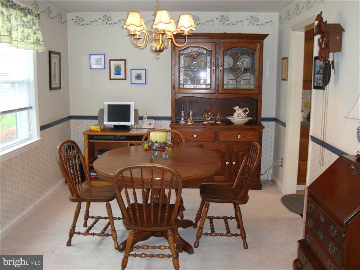 549 Scenic Road Springfield, PA 19064 - Photo 11 of 20 Dining Room