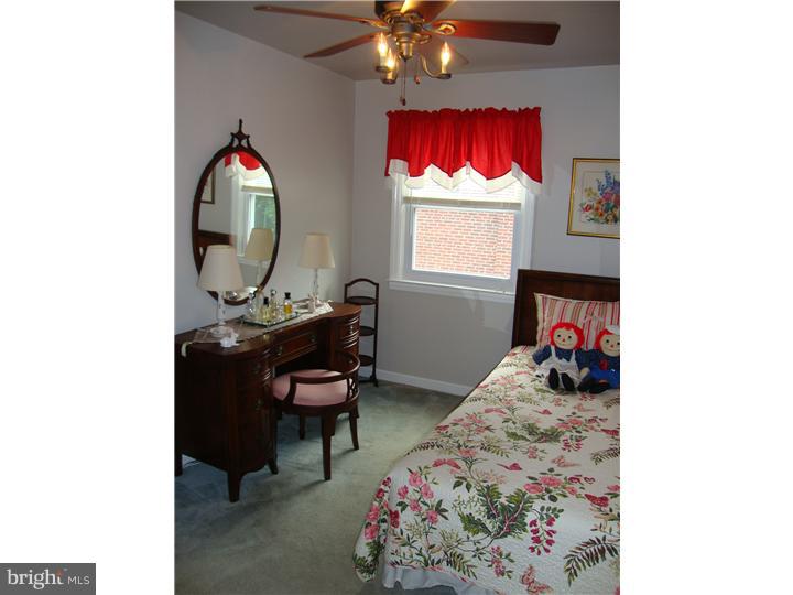 549 Scenic Road Springfield, PA 19064 - Photo 18 of 20 Bedroom 2