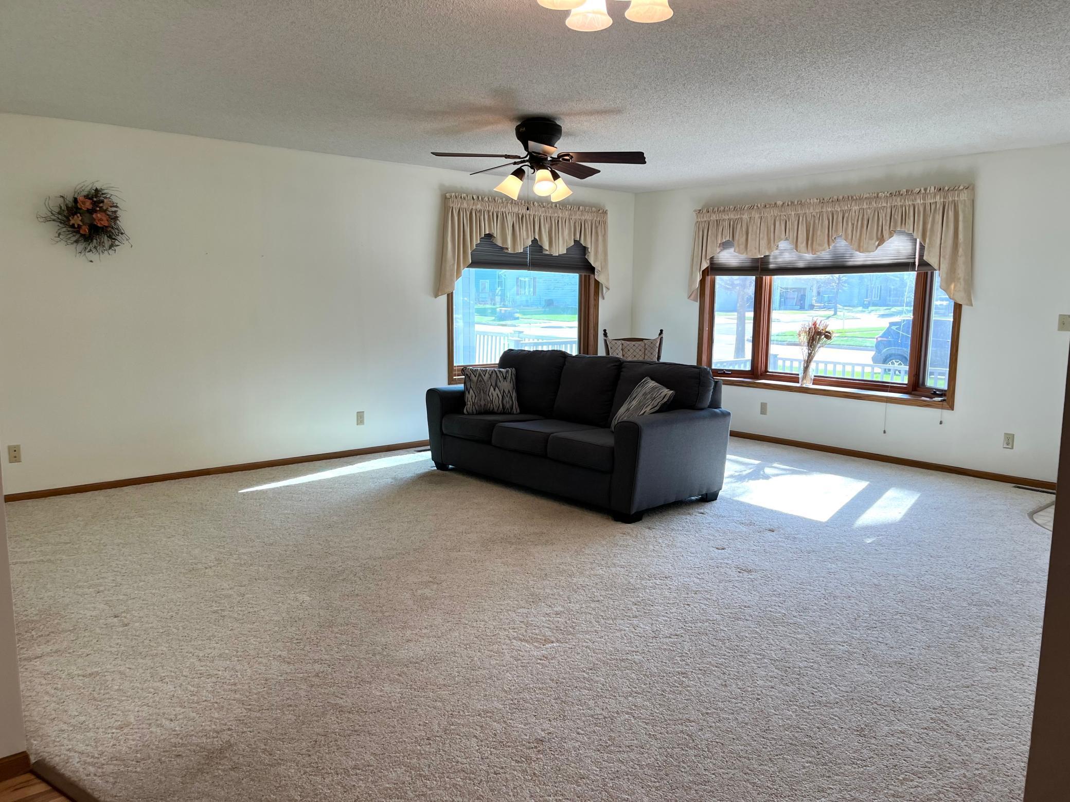 1225 6th Avenue Windom, MN 56101 - Photo 8 of 30