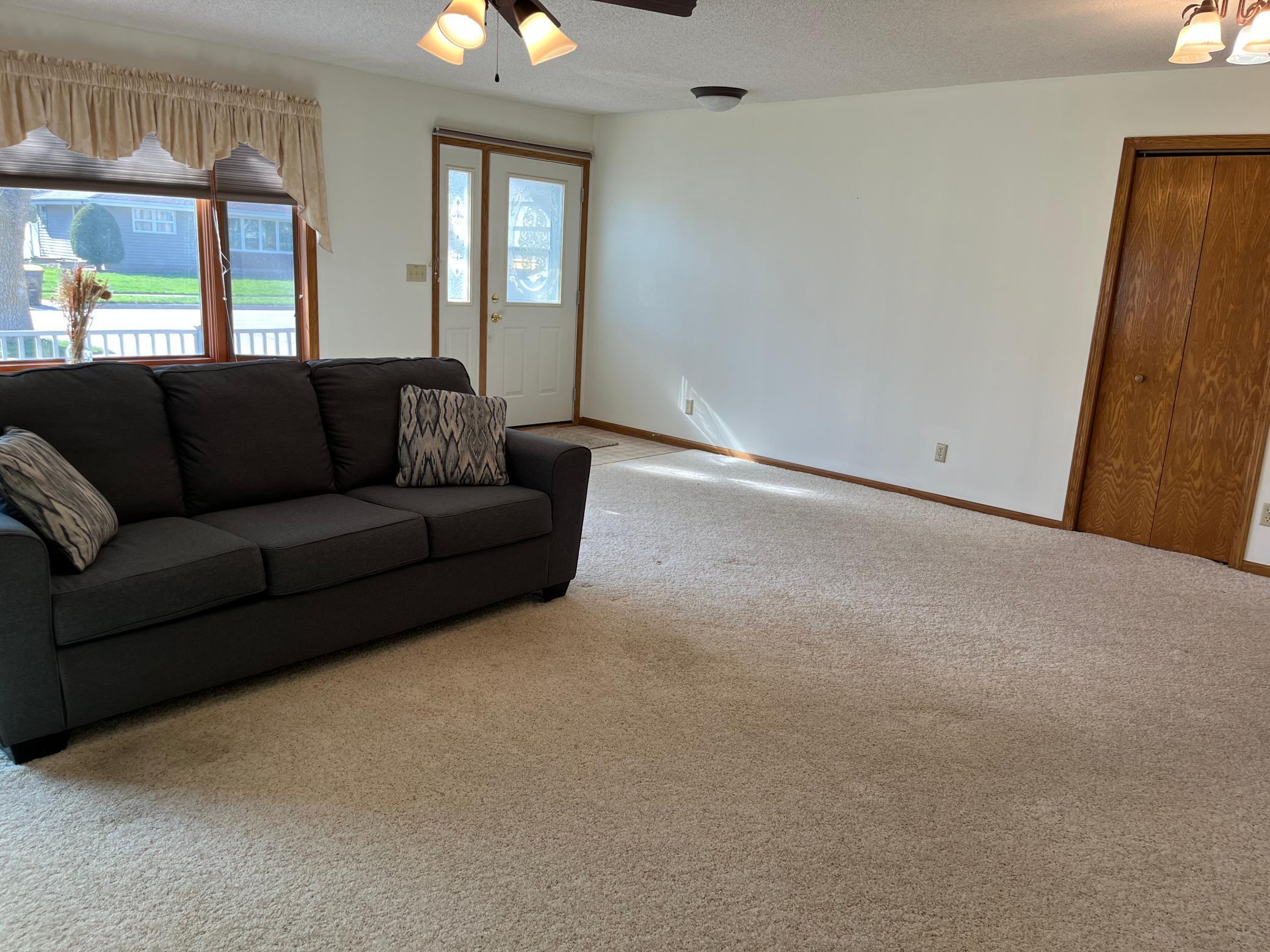 1225 6th Avenue Windom, MN 56101 - Photo 9 of 30