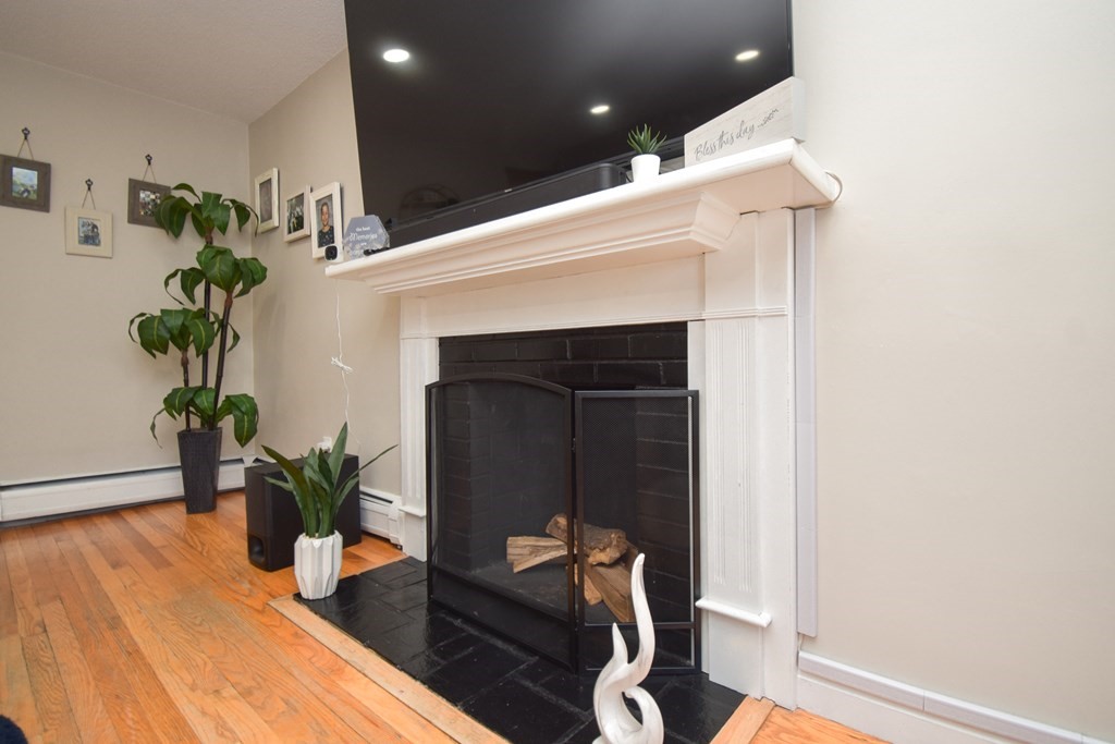 5 Irene Street Springfield, MA 01108 - Photo 4 of 42 Gallery Image 4