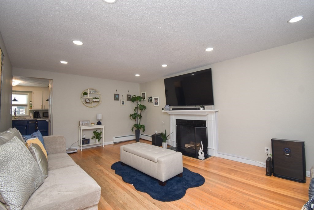 5 Irene Street Springfield, MA 01108 - Photo 6 of 42 Gallery Image 6