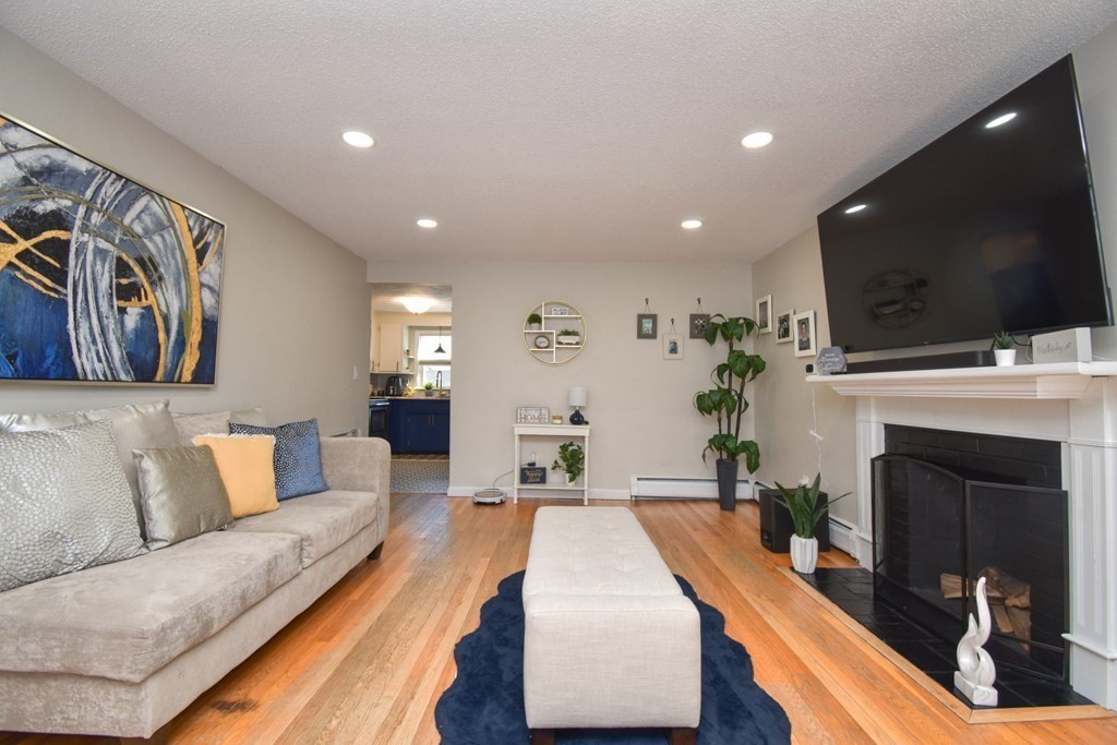 5 Irene Street Springfield, MA 01108 - Photo 7 of 42 Gallery Image 7