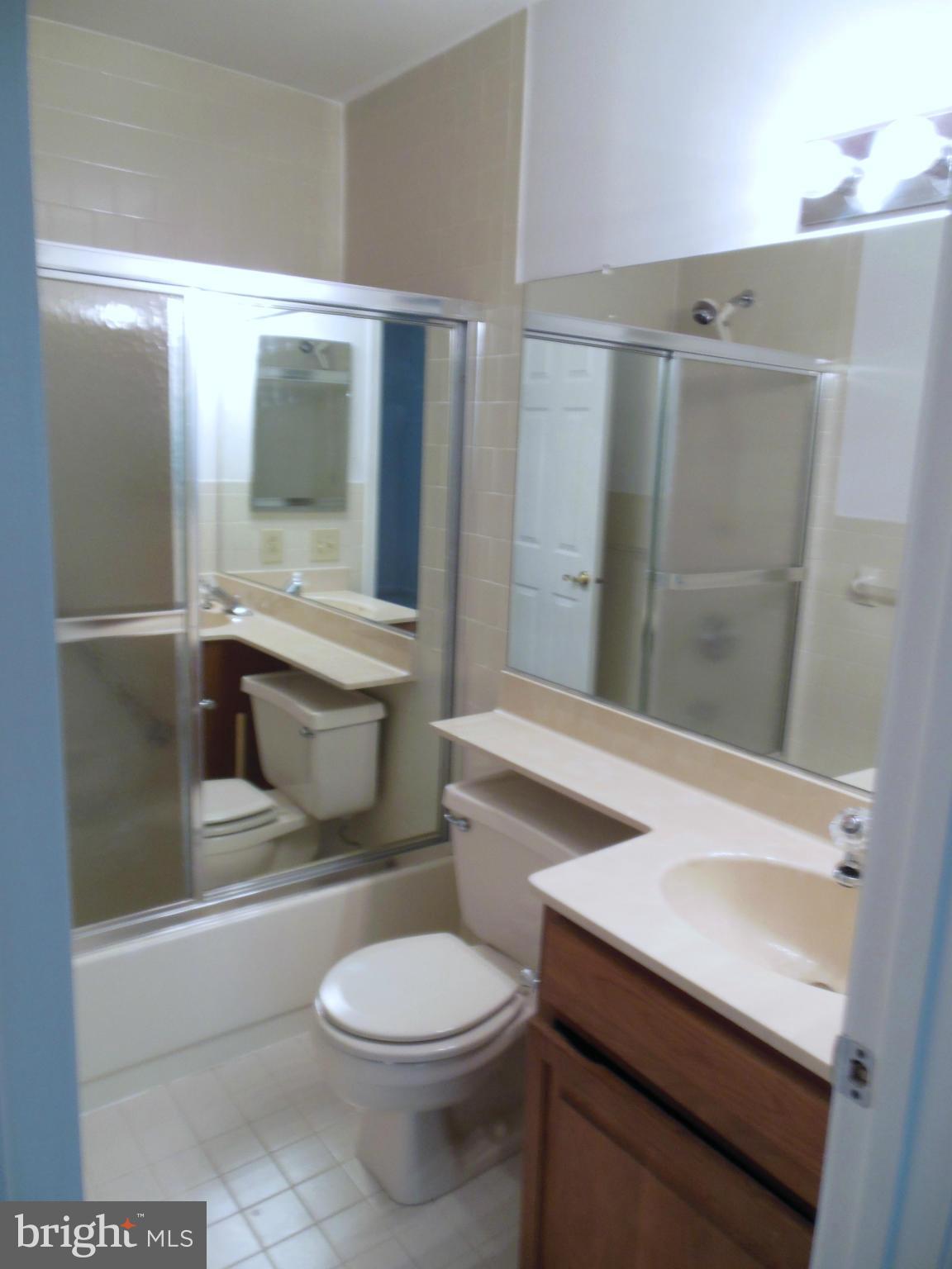 4100 Chardel Road, Unit 2A Baltimore, MD 21236 - Photo 21 of 24 Bath (Master)