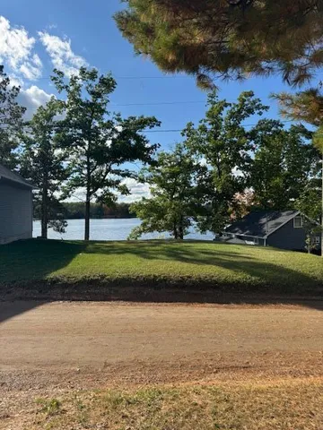 $225,000 | 14166 Hicks Lake Drive, Evart, MI 49631