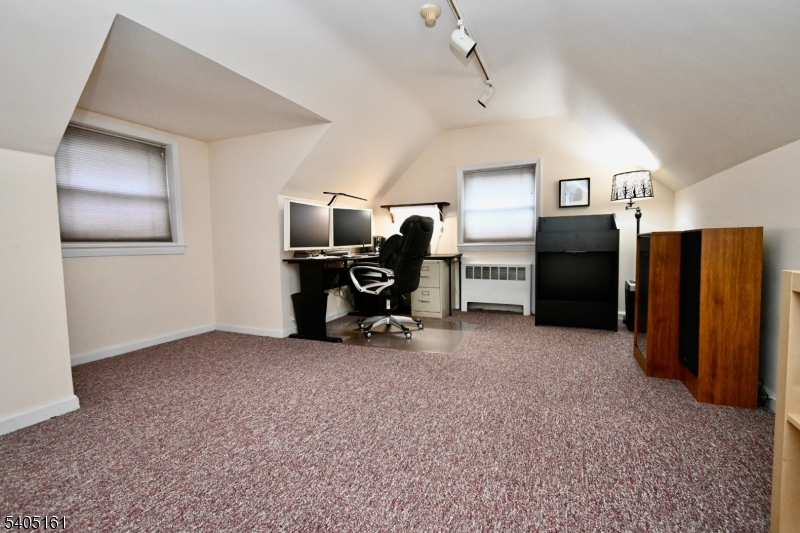 137 Byrne Street Hackensack, NJ 07601 - Photo 18 of 31