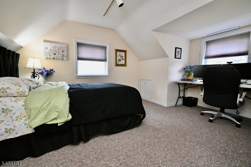 137 Byrne Street Hackensack, NJ 07601 - Photo 21 of 31