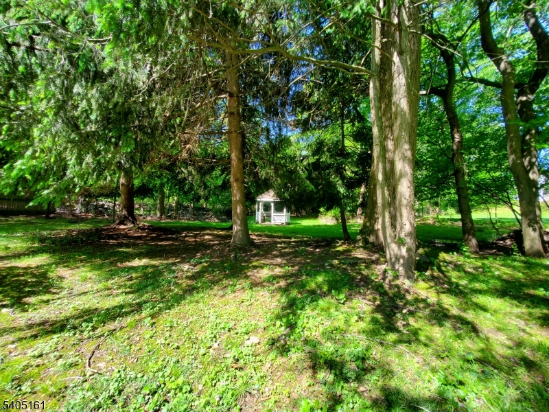 137 Byrne Street Hackensack, NJ 07601 - Photo 29 of 31