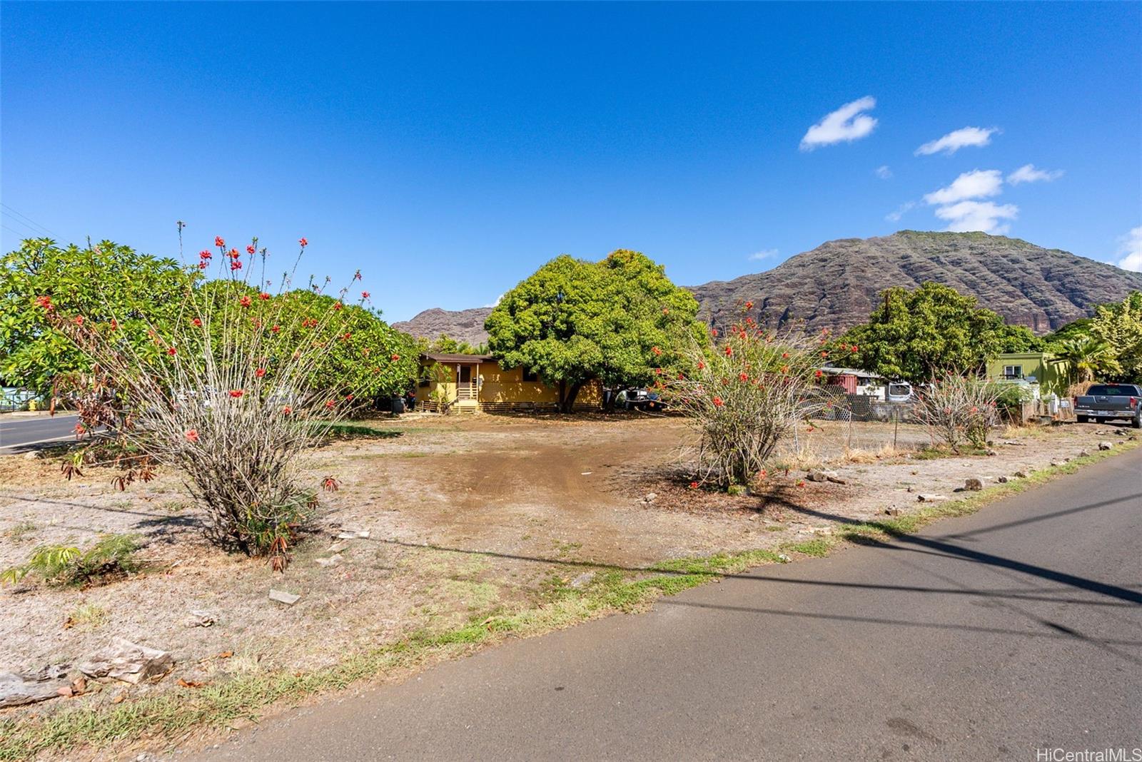 84-856 Lahaina Street, Unit C Waianae, HI 96792 - Photo 3 of 12 a view of a backyard of a house