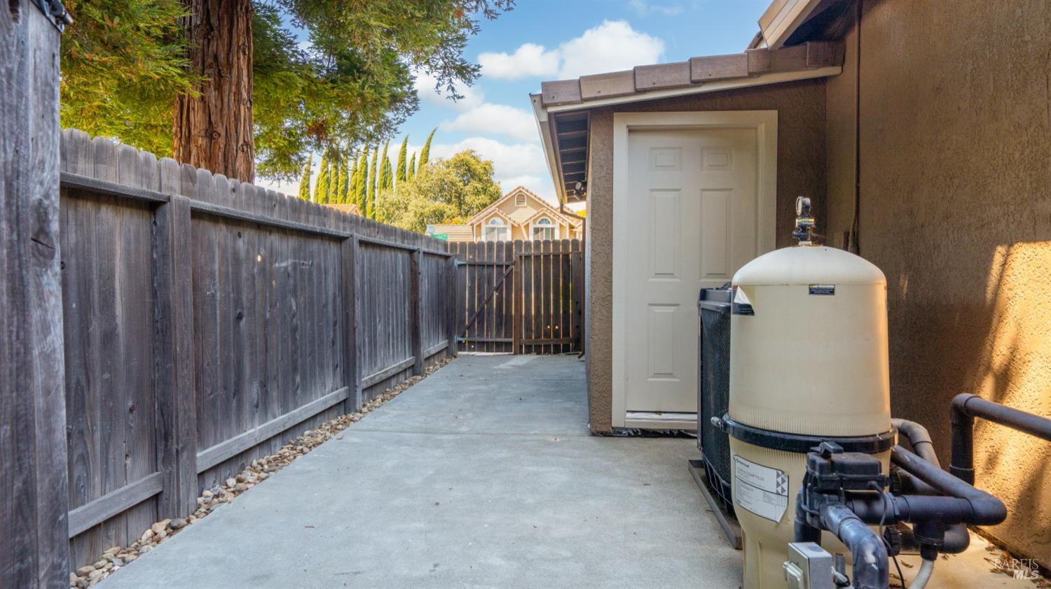 648 Forest Ridge Lane Vacaville, CA 95687 - Photo 52 of 66