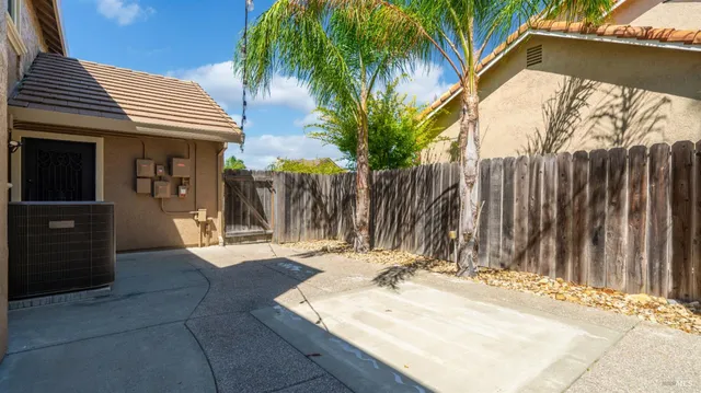 $815,000 | 648 Forest Ridge Lane, Vacaville, CA 95687